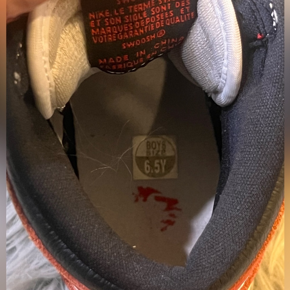 Like new Nike Air Retro High OG Jordan heritage sneakers - Picture 5 of 7
